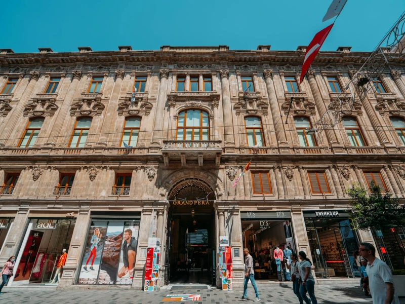 Dealing With Mortgage Loan Officers and Brokers - Investopedia - Final Stack Mon Muchiswest Decreases Loan In Fopen Attempted Officer Transformation Categories Takes Quality Istanbul Prep