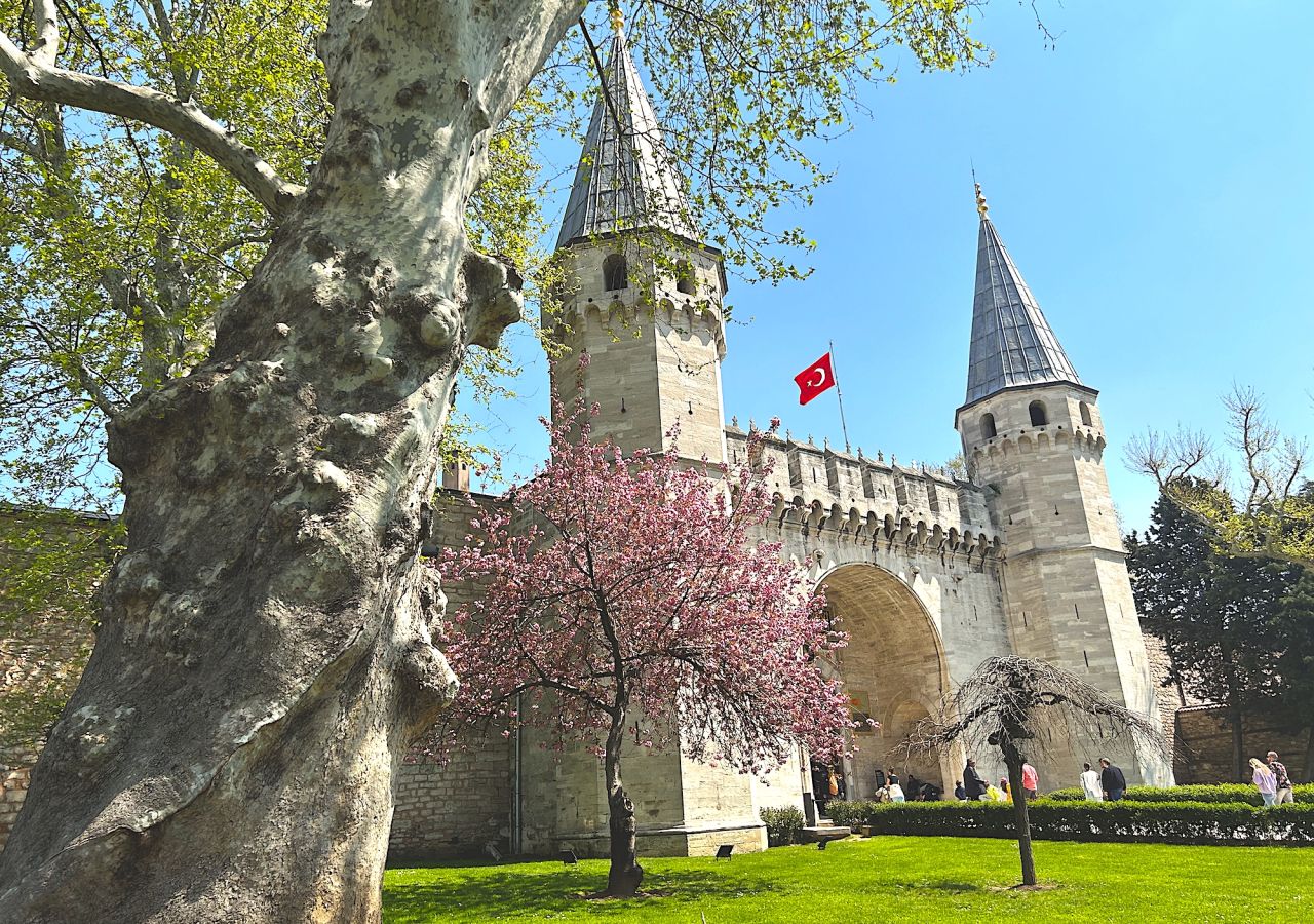 Topkapi Palace Museums Ticket & Smart Audio Tour App