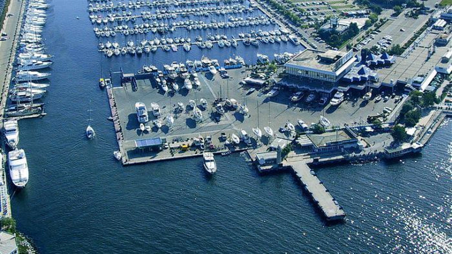 Ataköy Marina