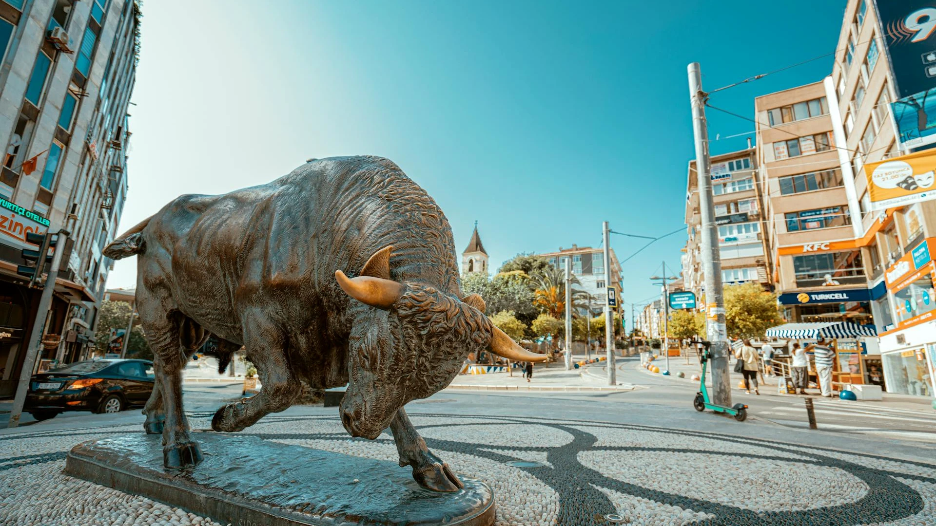Kadıköy Bull Statue