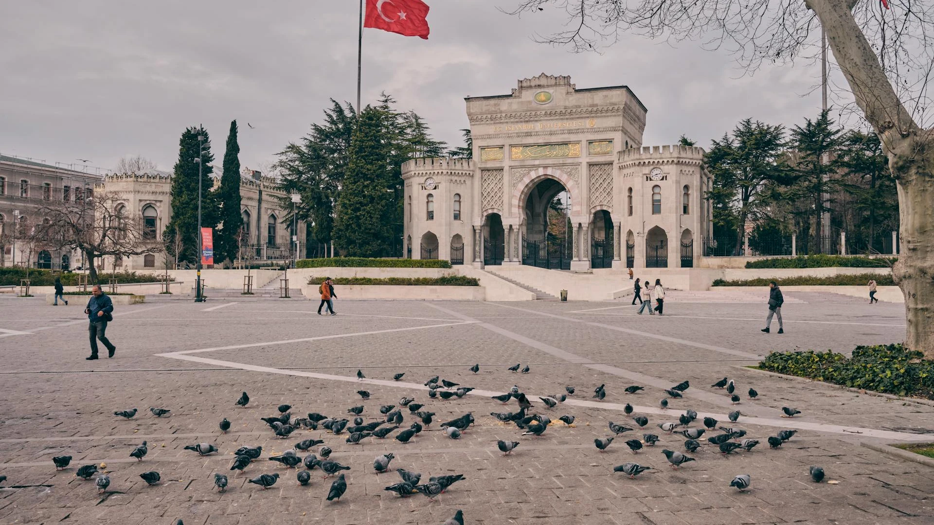 Beyazıt Square